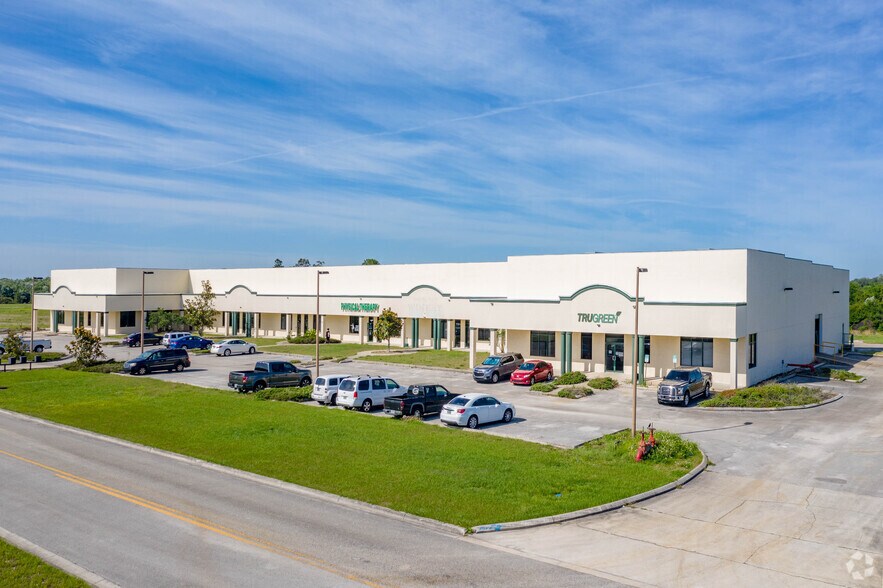 1750 Longleaf Blvd, Lake Wales, FL à vendre - Photo du bâtiment - Image 3 de 8