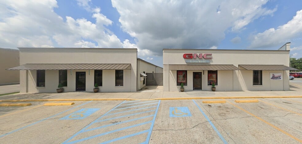 1205 E Cornerview St, Gonzales, LA for lease - Building Photo - Image 2 of 17