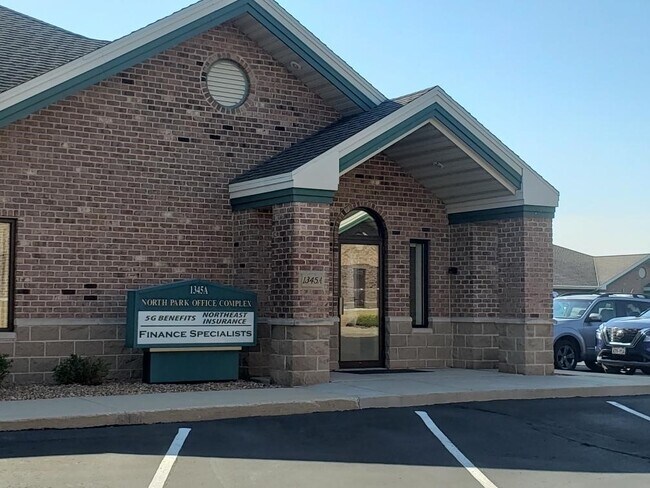 Plus de détails pour 1345A North Rd, Green Bay, WI - Bureau à louer