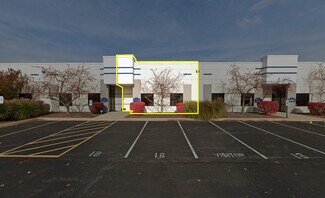 Plus de détails pour 2402-2430 Millennium Dr, Elgin, IL - Industriel à vendre