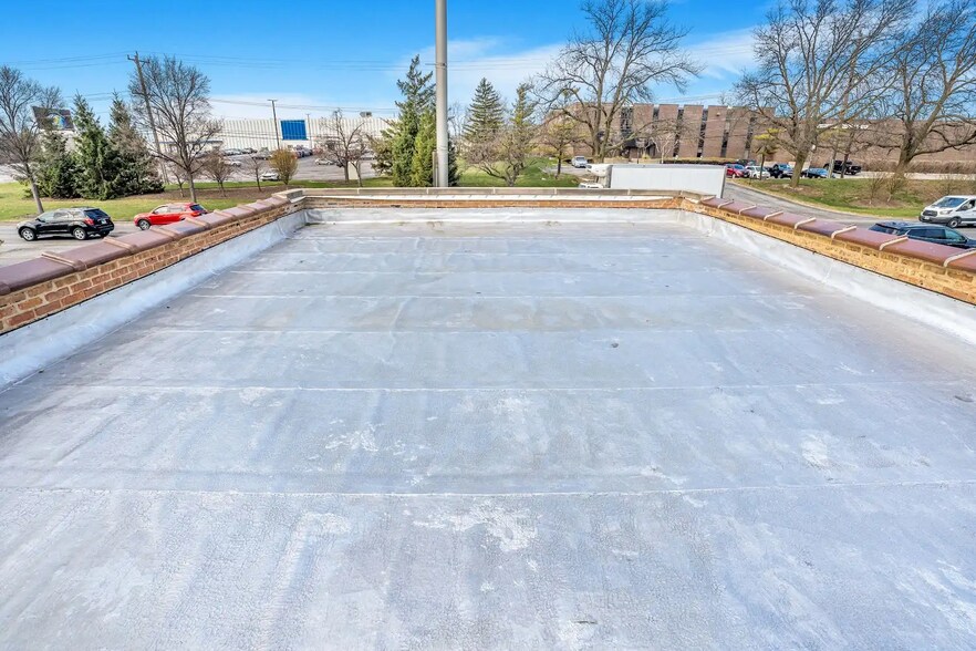 837 Mannheim Rd, Bellwood, IL à vendre - Photo du bâtiment - Image 3 de 15