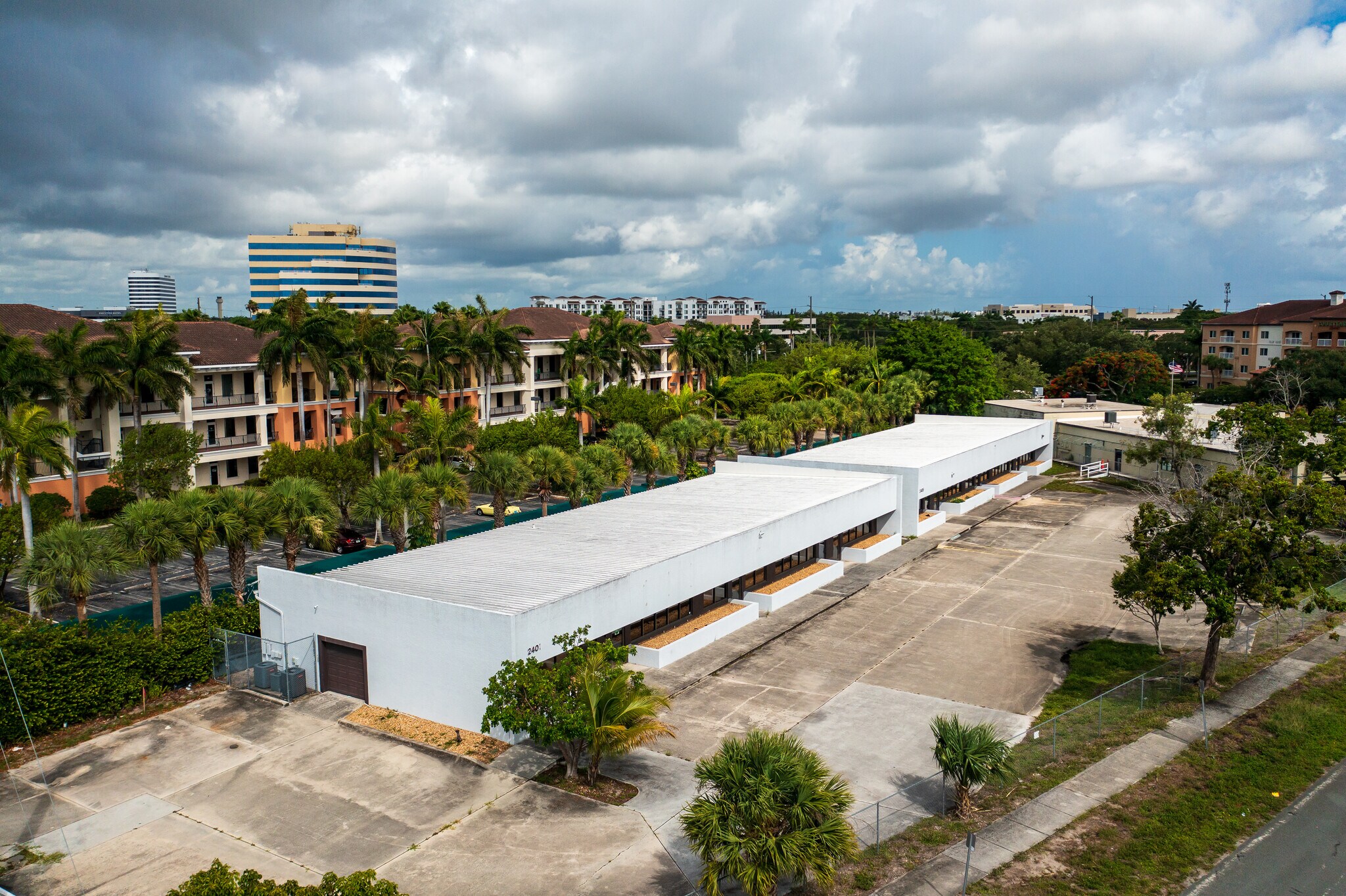 2401 Mercer Ave, West Palm Beach, FL à louer Photo du bâtiment- Image 1 de 7