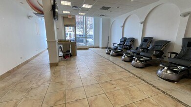 4400 N Broadway St, Chicago, IL for lease Interior Photo- Image 2 of 7