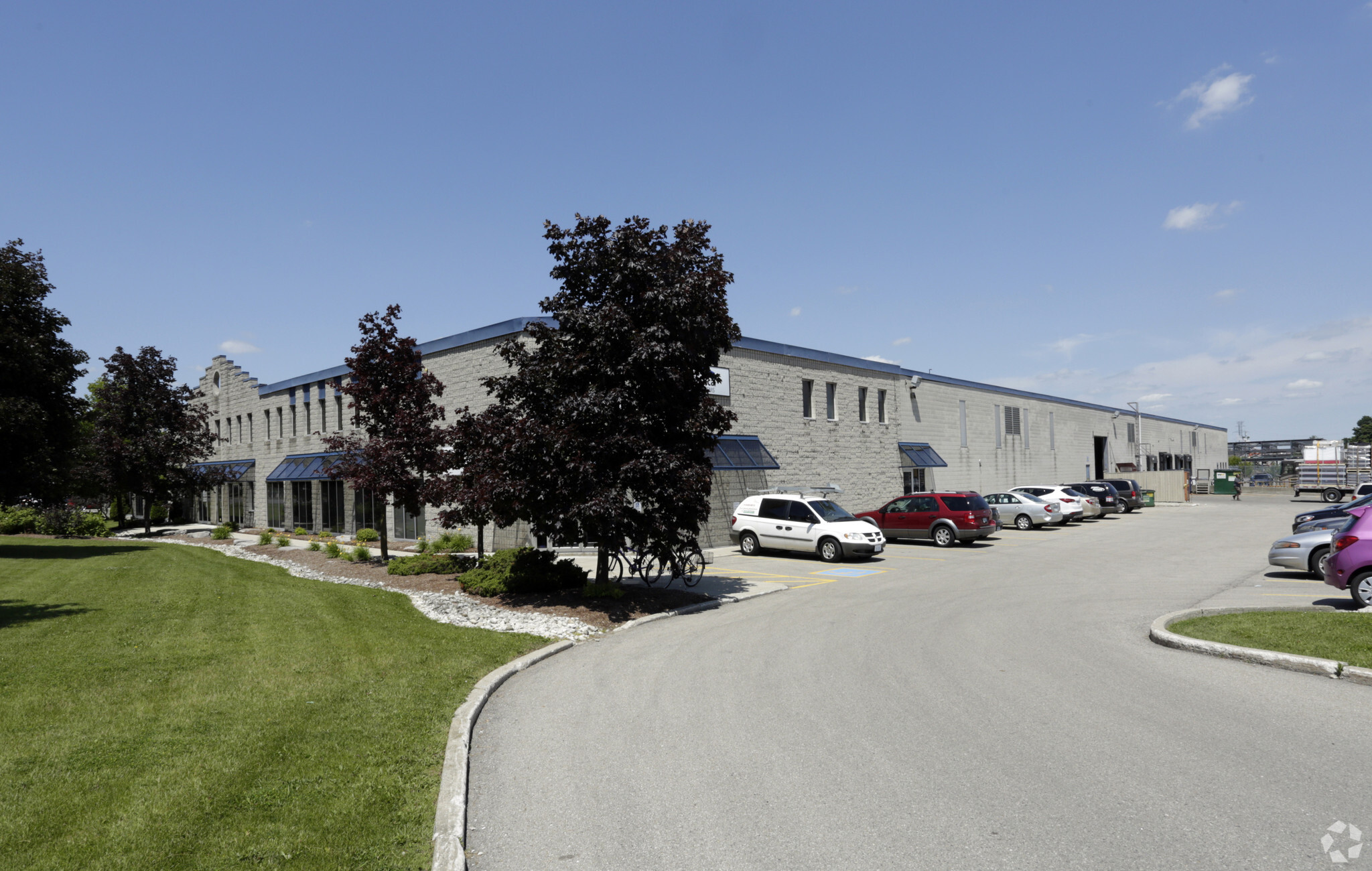 554 Parkside Dr, Waterloo, ON for lease Primary Photo- Image 1 of 6