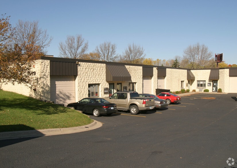 71-79 County Rd B E, Little Canada, MN for lease - Building Photo - Image 2 of 3