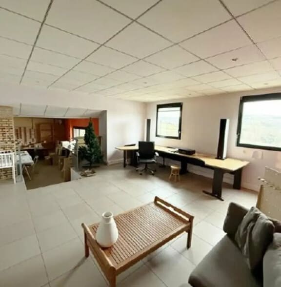 205 Rue De Montepy, Fleurieux-sur-l'Arbresle for lease - Building Photo - Image 3 of 7