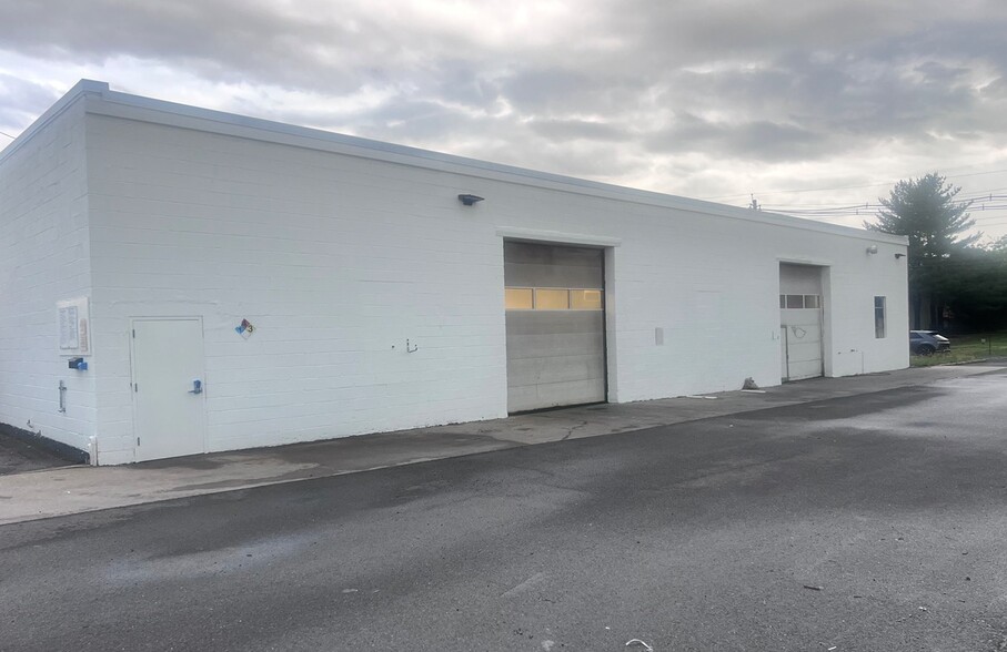 21 5th St, Somerville, NJ for lease - Building Photo - Image 1 of 5