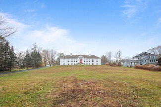 Plus de détails pour 55 Crystal St, Lenox Dale, MA - Multi-résidentiel à vendre