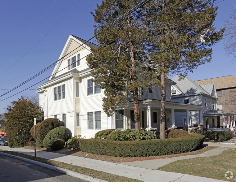 1458 Bedford St, Stamford, CT for lease - Primary Photo - Image 1 of 15