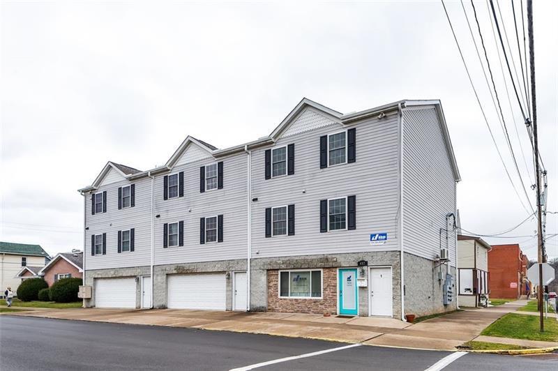 457 2nd St, California, PA à vendre - Photo du bâtiment - Image 2 de 33