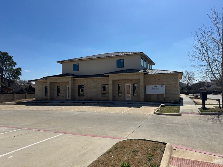 1716 Keller Pkwy, Keller, TX à louer - Photo du bâtiment - Image 2 de 30