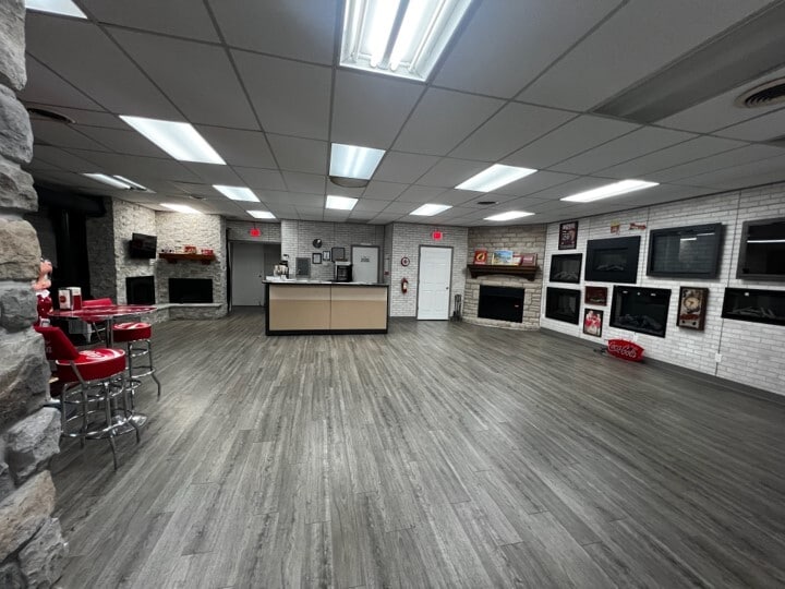 1721 Woodman Dr, Dayton, OH for sale - Building Photo - Image 3 of 9