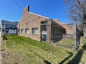 1079 Whalley Ave, New Haven, CT à louer Photo du bâtiment- Image 2 de 4