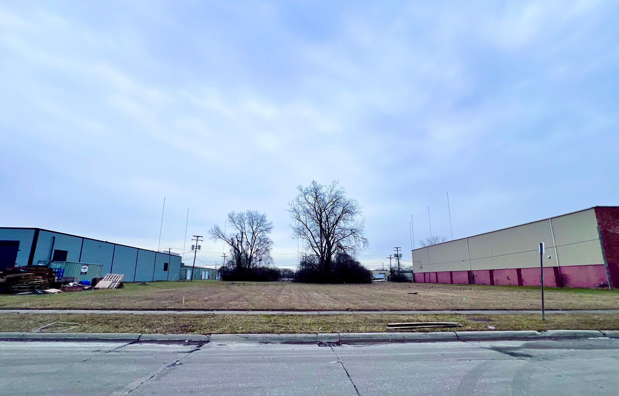 32660 Industrial Road, Garden City, MI for sale Primary Photo- Image 1 of 3