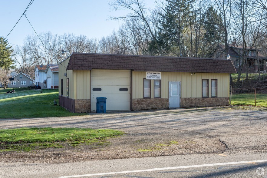 3155 E Waterloo Rd, Akron, OH à vendre - Photo principale - Image 1 de 1