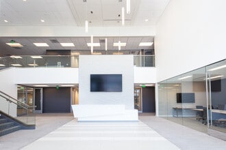 375 W Trimble Rd, San Jose, CA for lease Lobby- Image 1 of 5