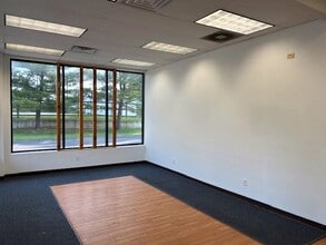 1100 N Mccord Rd, Toledo, OH for lease Interior Photo- Image 2 of 2