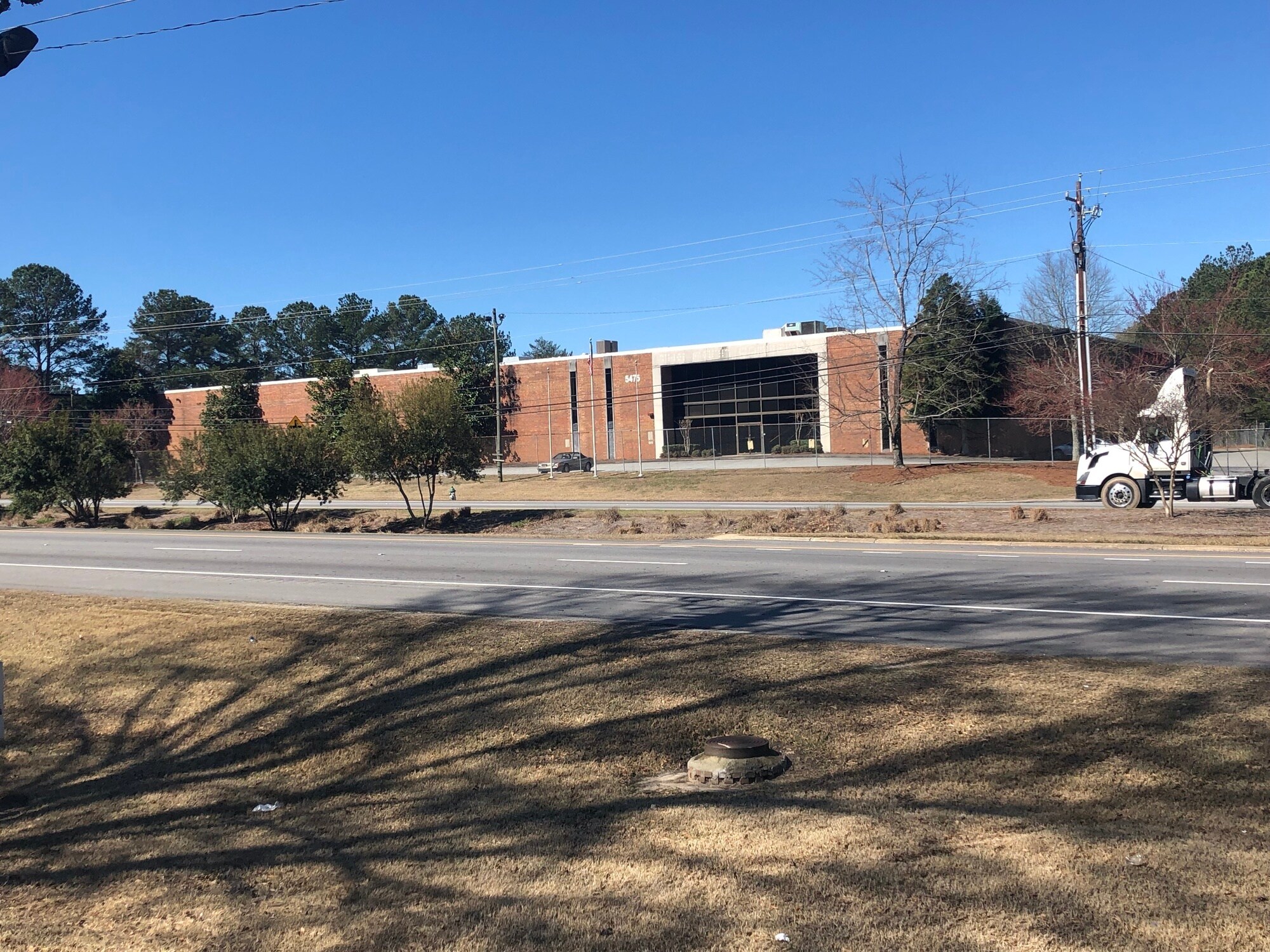 5475 Fulton Industrial Blvd SW, Atlanta, GA for lease Primary Photo- Image 1 of 6