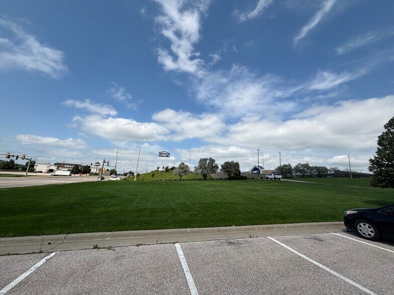 2440 Haines ave, Rapid City, SD à vendre - Photo principale - Image 1 de 1