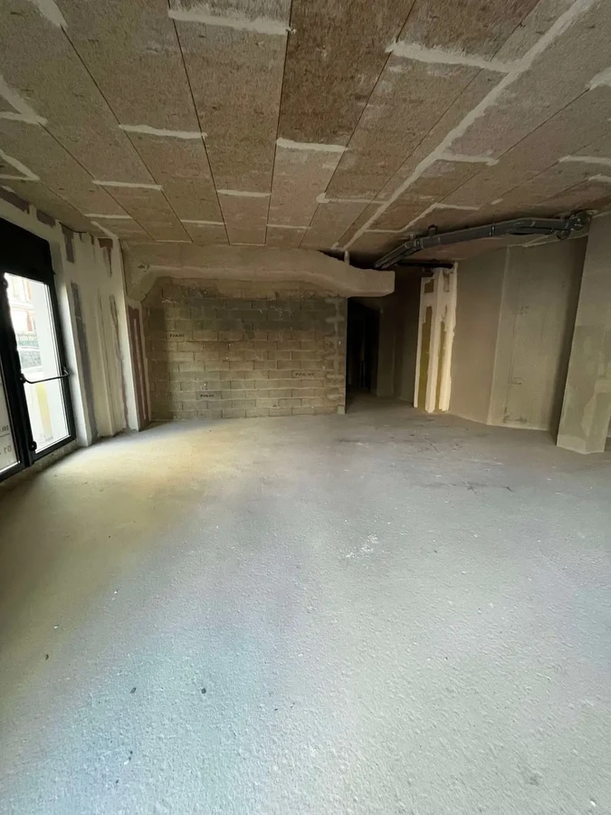 40 Rue Kléber, Levallois-Perret, HDS 92300 -  -  - Interior Photo - Image 2 of 3