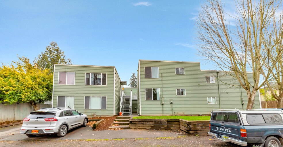 8415 N Fessenden St, Portland, OR for sale - Building Photo - Image 3 of 31