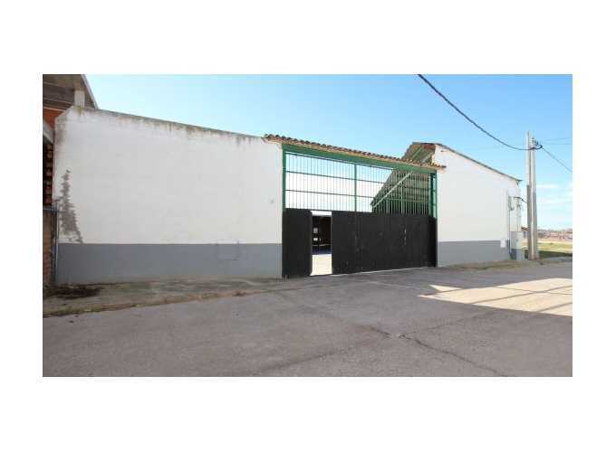 Calle Cuevas, 28, Borox, Toledo à vendre - Photo du bâtiment - Image 3 de 12