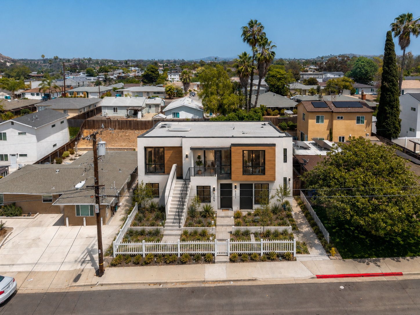 5205 Tipton St, San Diego, CA à vendre Photo du bâtiment- Image 1 de 10