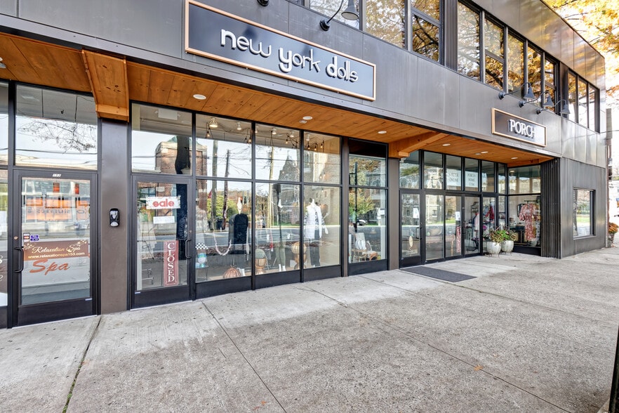 153 E Main St, Mount Kisco, NY for lease - Building Photo - Image 2 of 20