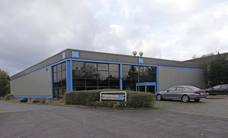 Plus de détails pour Crompton Way, Crawley - Industriel à louer