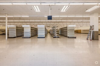 10511 Diberville Blvd, D'Iberville, MS for lease Interior Photo- Image 2 of 7