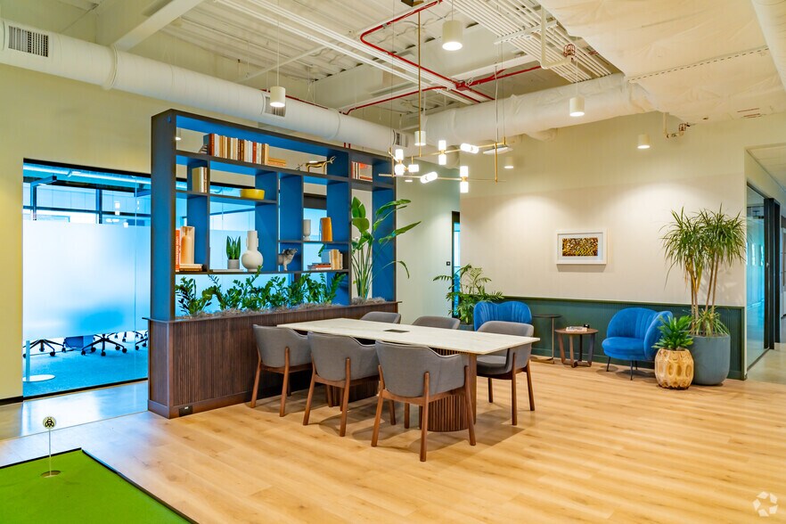 101 Glen Lennox Dr, Chapel Hill, NC à louer - Photo intérieure - Image 2 de 24