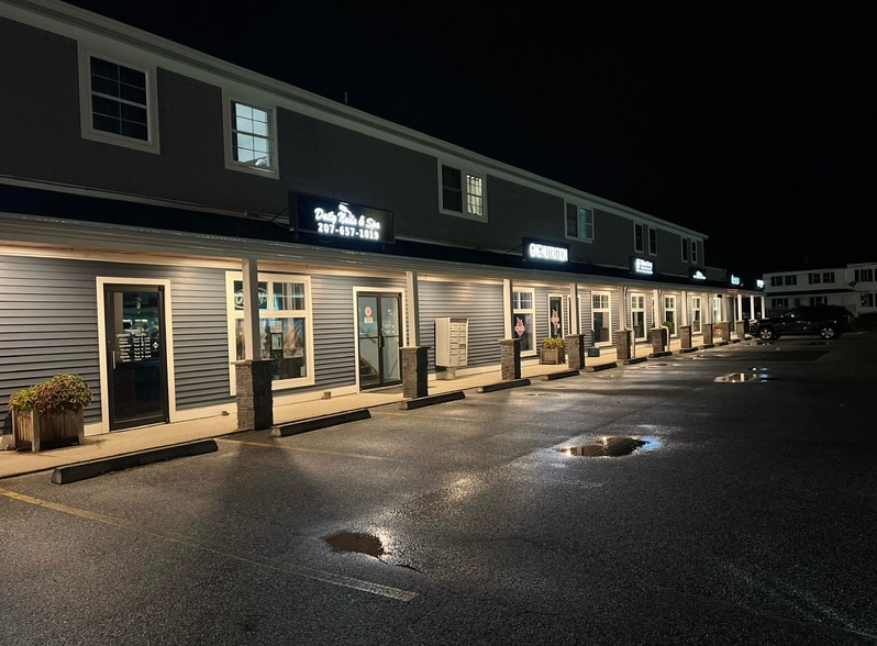 13-17 Main St, Gray, ME à vendre - Photo du bâtiment - Image 2 de 18