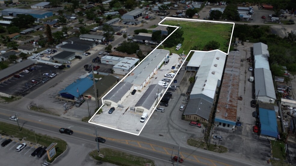 1602 Combee Rd, Lakeland, FL for lease - Building Photo - Image 1 of 15
