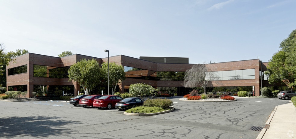 821 Alexander Rd, Princeton, NJ à louer - Photo du bâtiment - Image 3 de 4