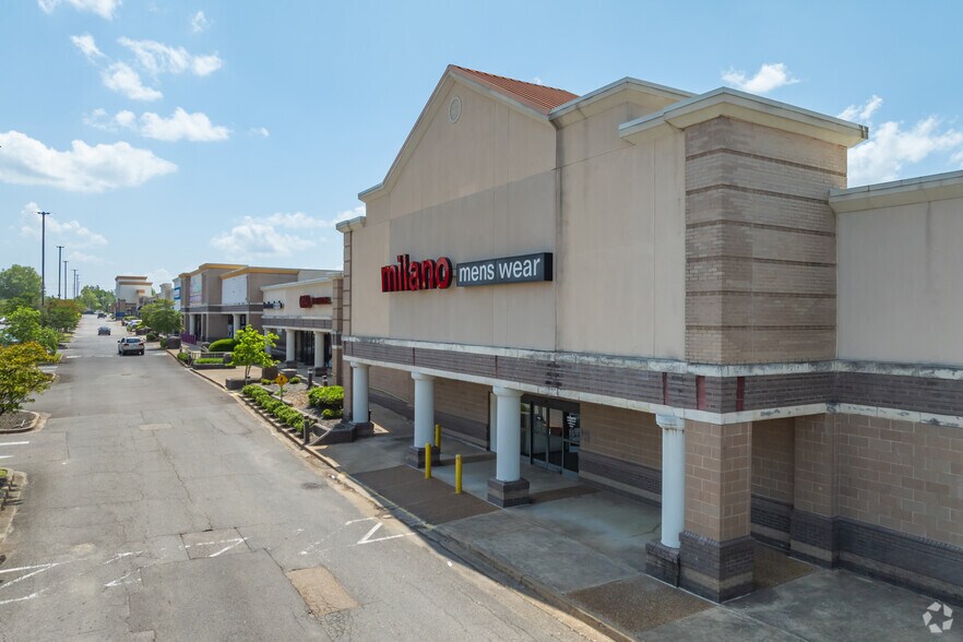 3505-3619 Riverdale Rd, Memphis, TN à vendre - Photo du bâtiment - Image 3 de 5