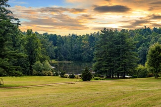 More details for 86 Lily Pad Ln, Flat Rock, NC - Hospitality for Sale