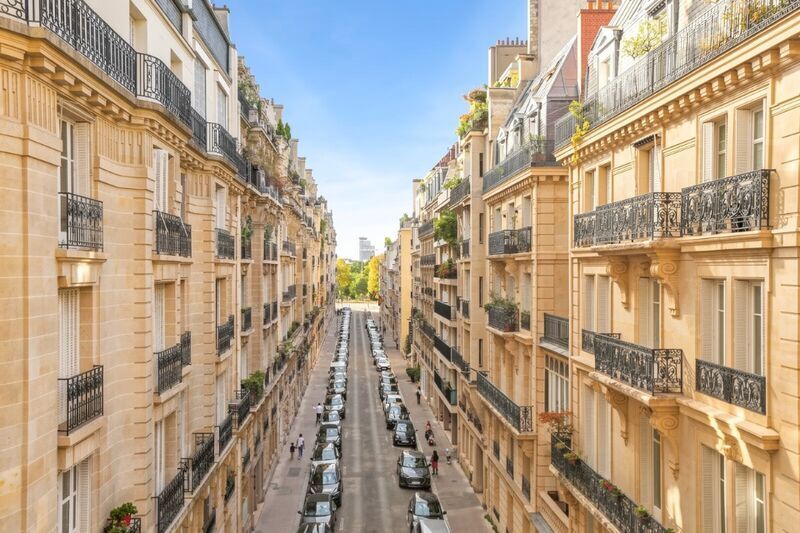 53 Rue Pergolèse, Paris for sale - Building Photo - Image 2 of 2