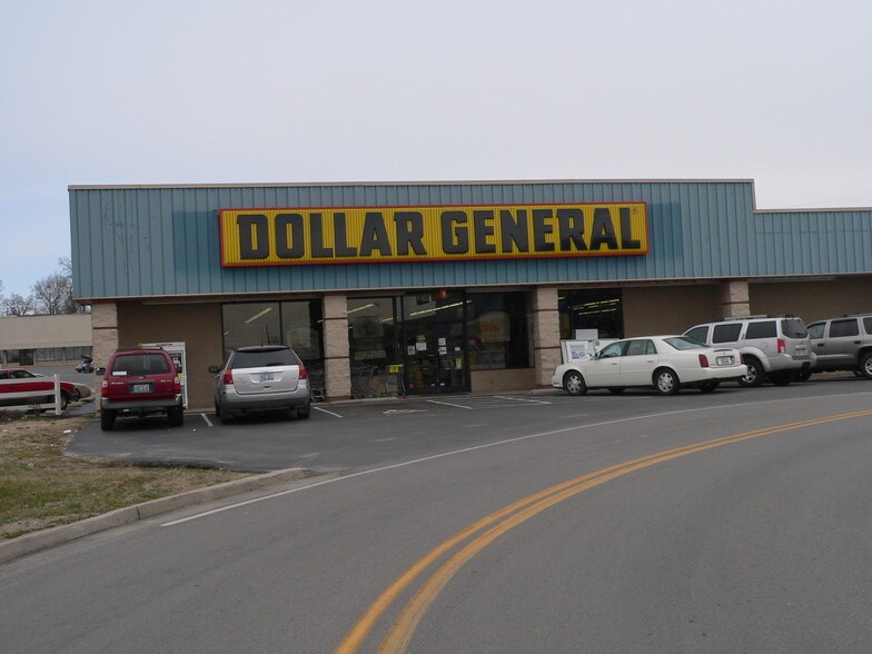 106 Shane Dr, Glasgow, KY for sale - Building Photo - Image 2 of 5