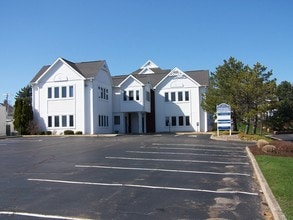 21 Union Hill Dr, Spencerport, NY à louer Photo du bâtiment- Image 2 de 9