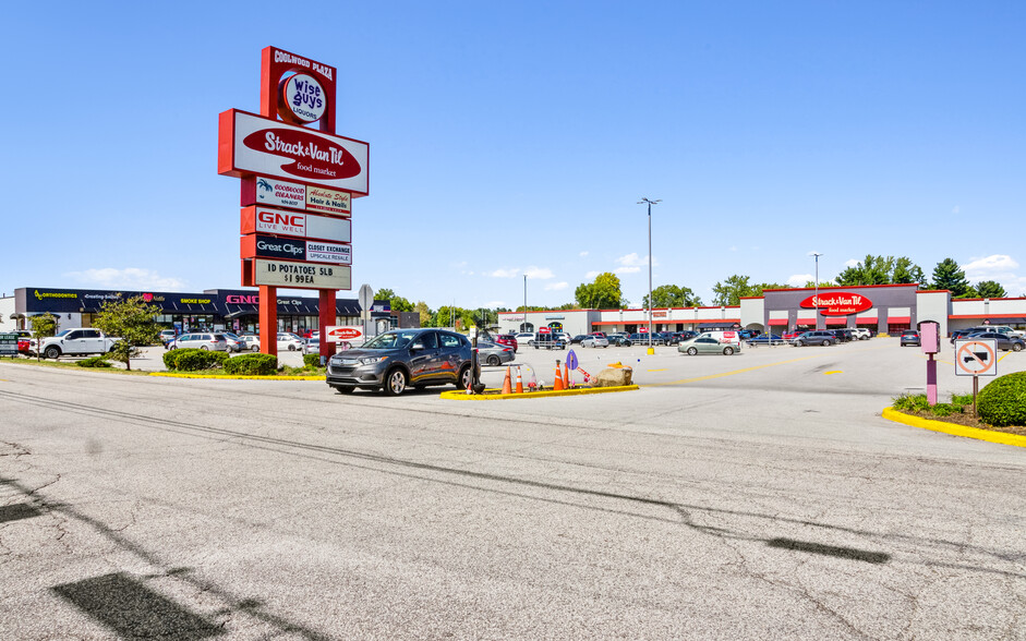 2168 W U.S. Highway 30, Valparaiso, IN for sale - Building Photo - Image 1 of 7