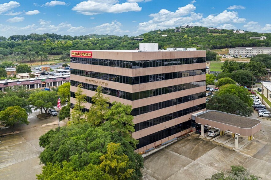 222 S Sidney Baker St, Kerrville, TX for sale - Building Photo - Image 3 of 30