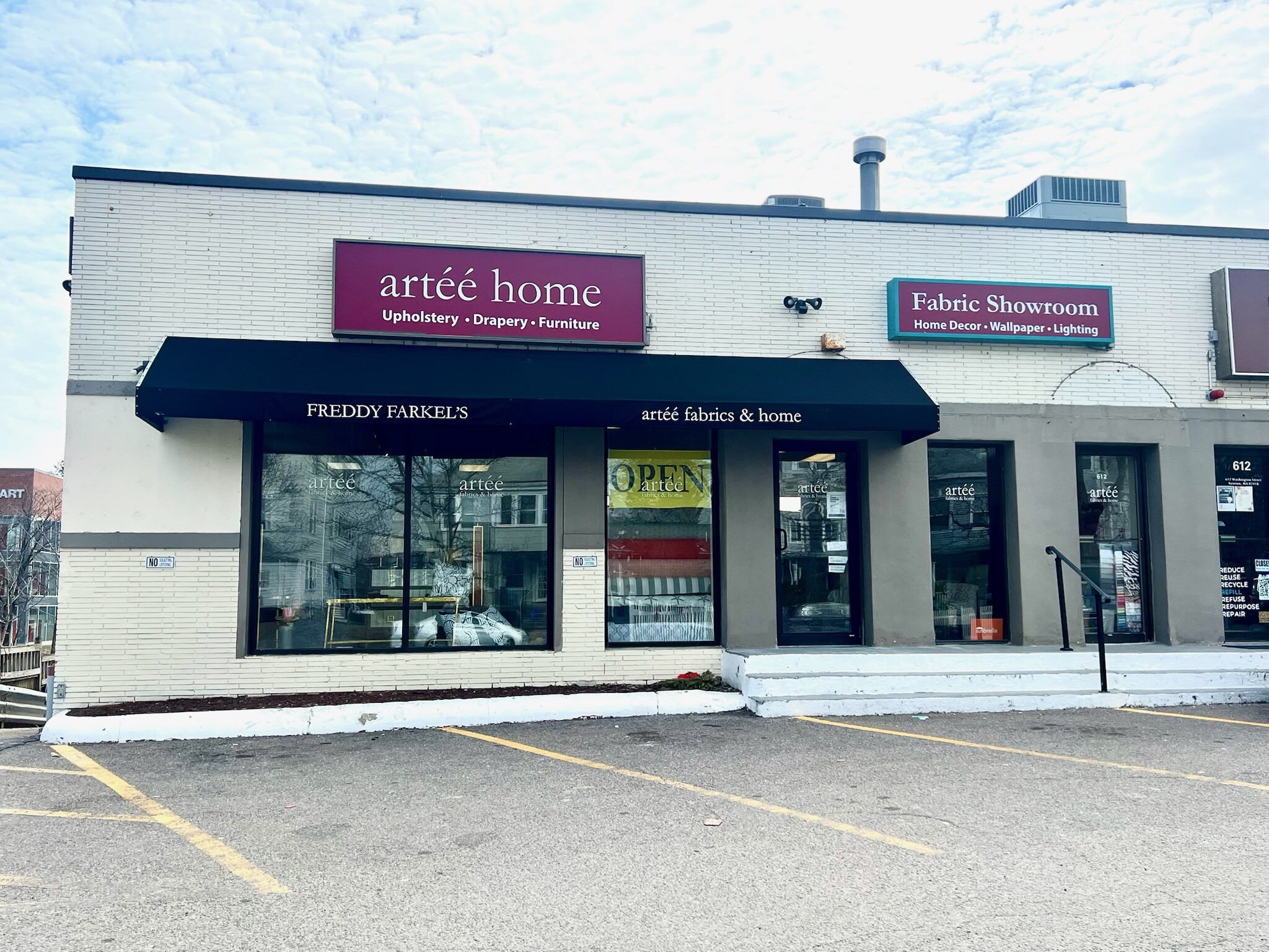 612 Washington St, Newton, MA for lease Building Photo- Image 1 of 12