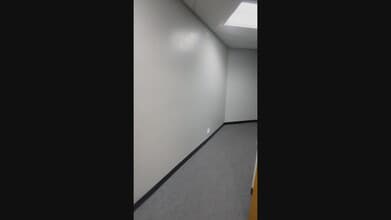 1855 W Katella Ave, Orange, CA à louer - Vidéo sur l’inscription commerciale