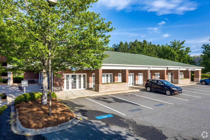 101-114 Stone Village Dr, Fort Mill, SC à louer - Photo du bâtiment - Image 1 de 4