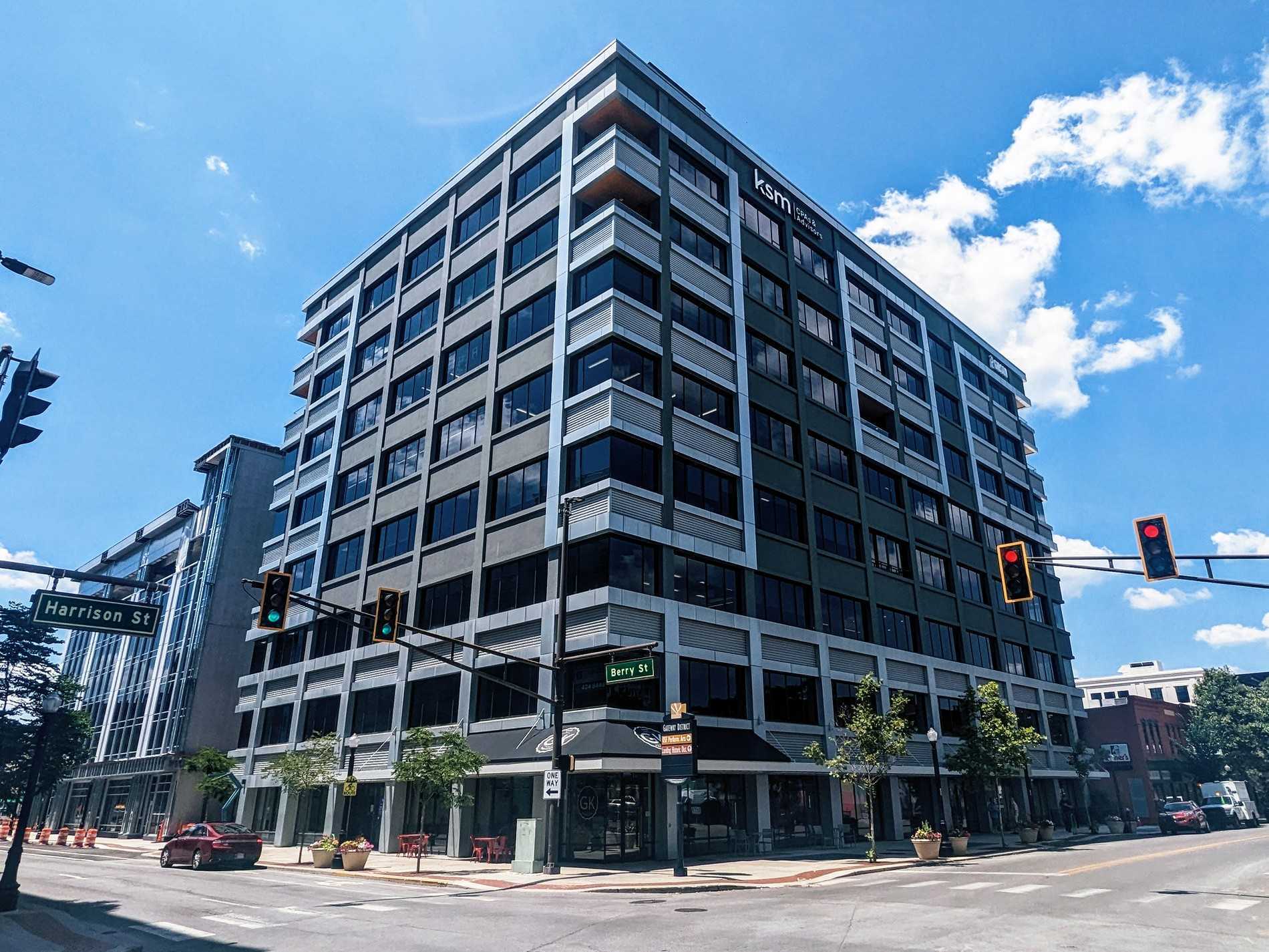 202 W Berry St, Fort Wayne, IN for lease Building Photo- Image 1 of 5