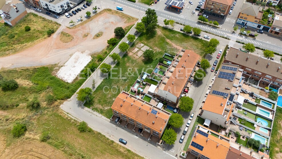 Carrer de Núria, 90, Artés, Barcelona à vendre - Photo du bâtiment - Image 2 de 4