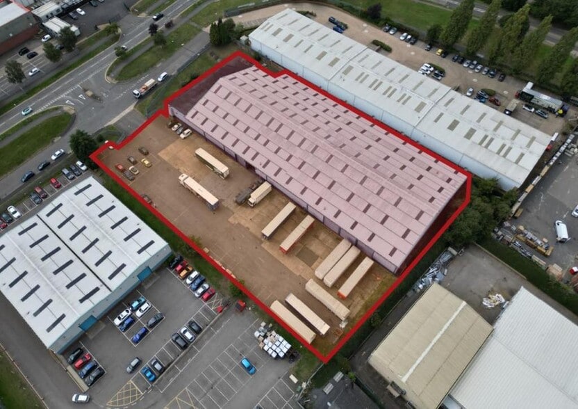 Gladstone Rd, Northampton à louer - Photo du bâtiment - Image 2 de 6