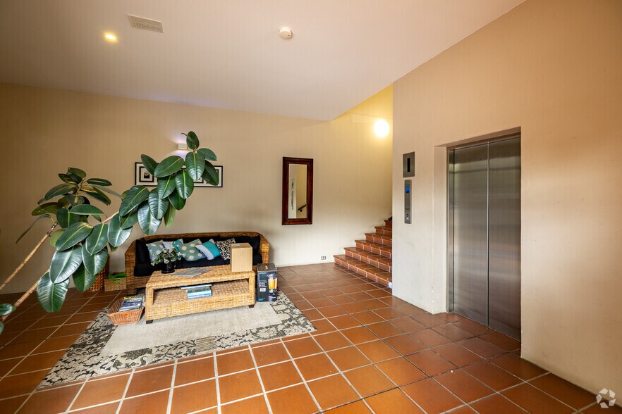440 Darling St, BALMAIN for sale - Lobby - Image 3 of 5