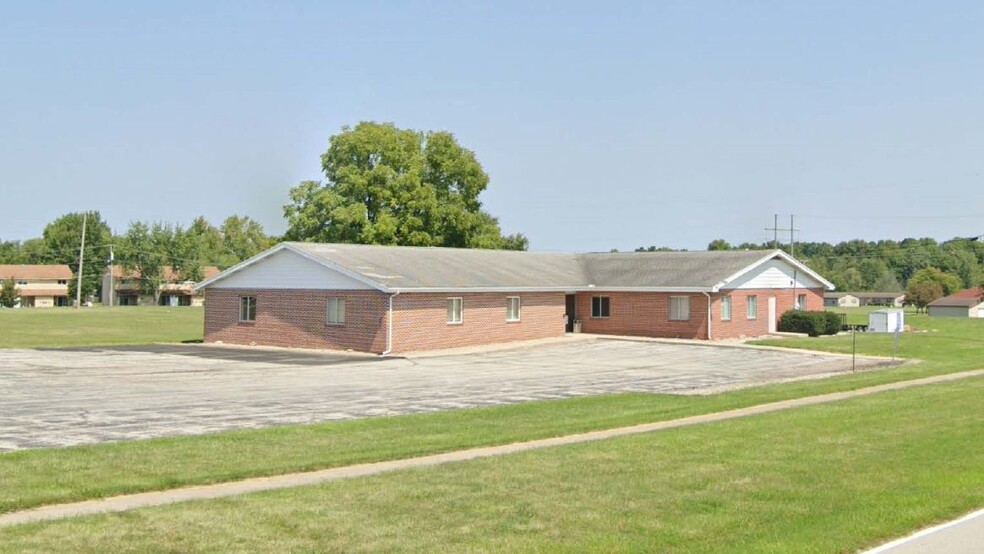 400 Erie Pass, Auburn, IN for sale - Primary Photo - Image 1 of 9