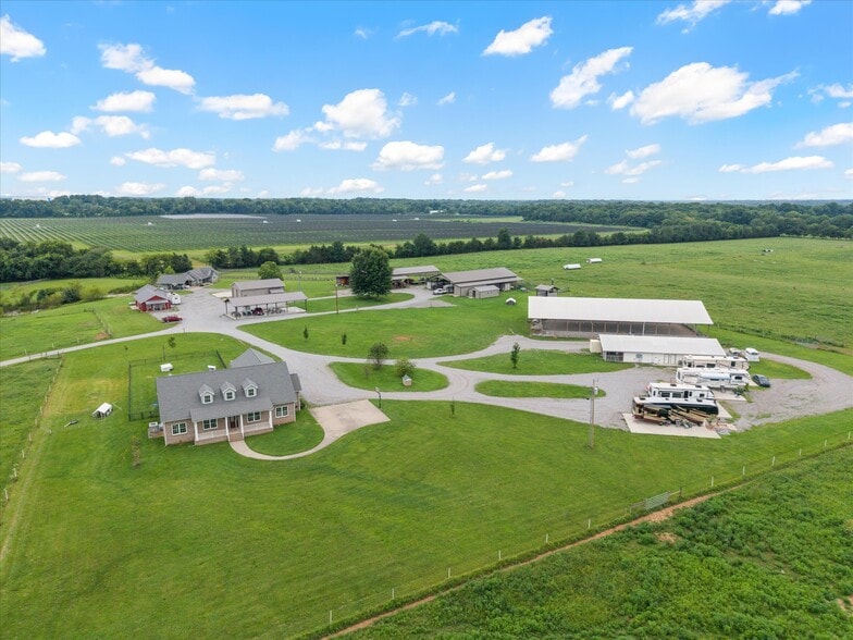 221 Eady Rd, Shelbyville, TN à vendre - Aérien - Image 1 de 25